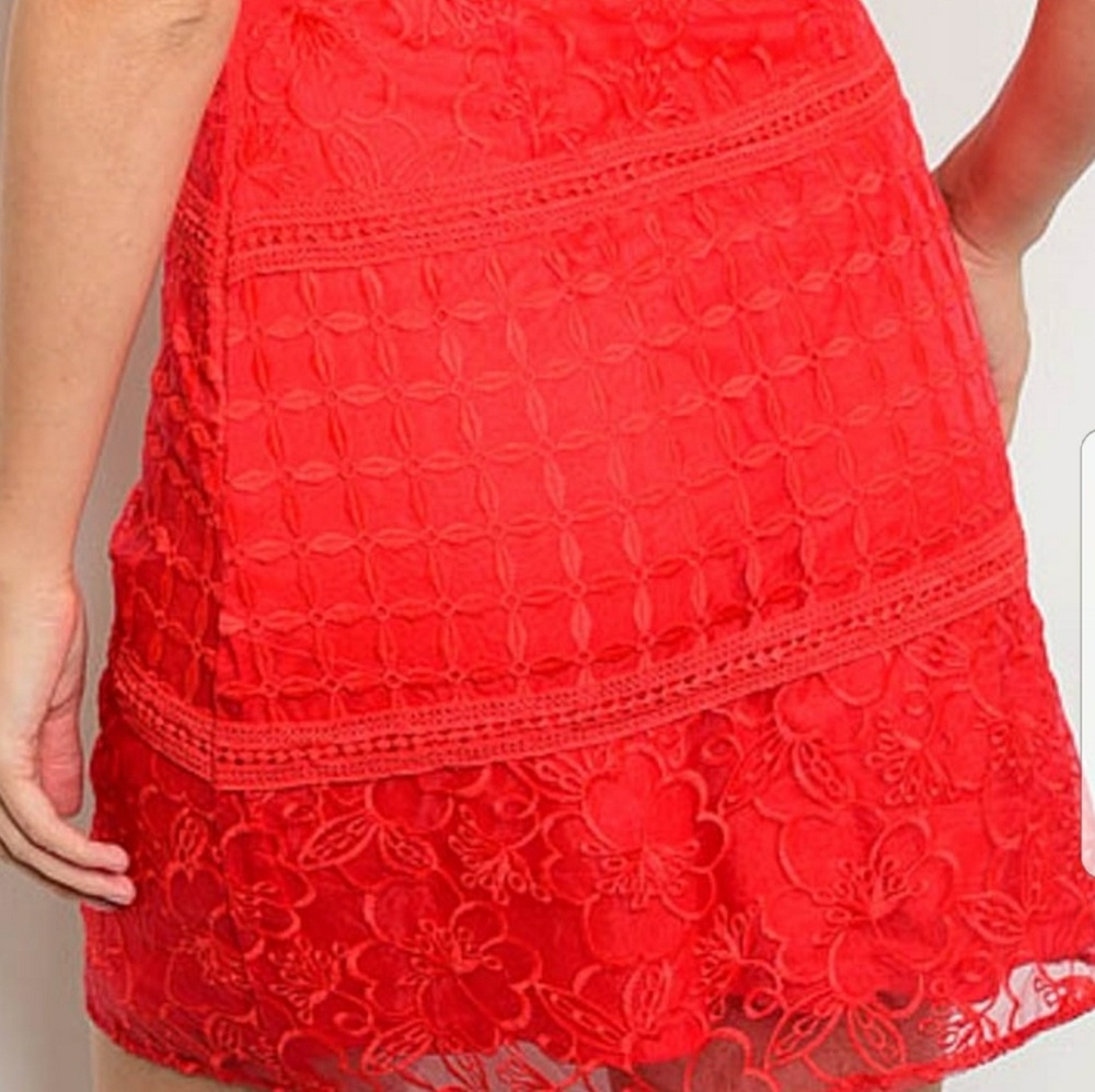 🔥  Red Lace Up Dress - Picture 3 of 3